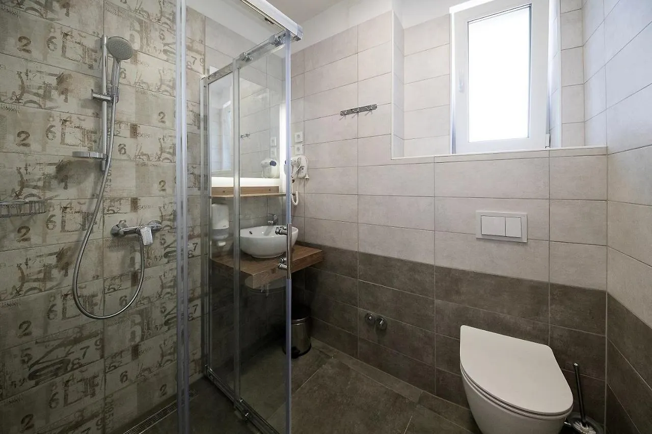 Seaside Apartments With A Swimming Pool Selce, Crikvenica - 19902 Κροατία